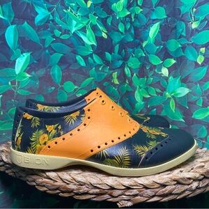 Biion adult golf slip on orange black